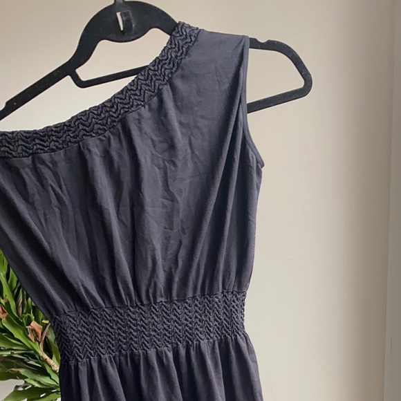 One shoulder dress - Picture 3 of 4